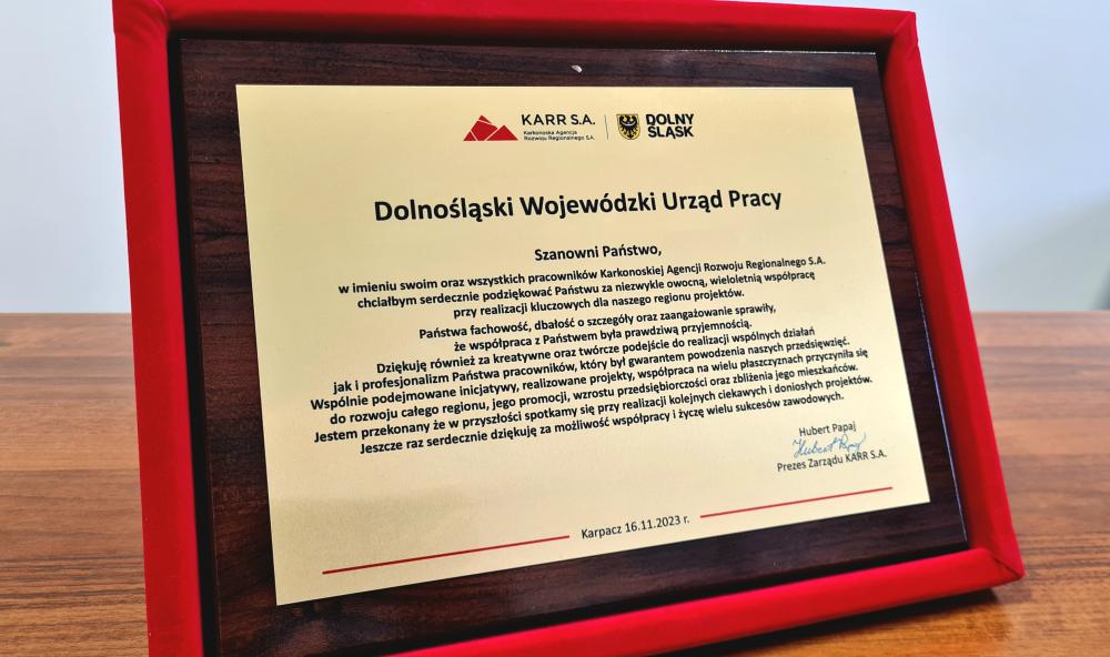 Zdjęcie galerii artykułu: Polsko-Czesko-Niemieckie Forum Kooperacji Firm - Wyróżnienie DWUP - Polsko-Czesko-Niemieckie Forum Kooperacji Firm - Wyróżnienie DWUP